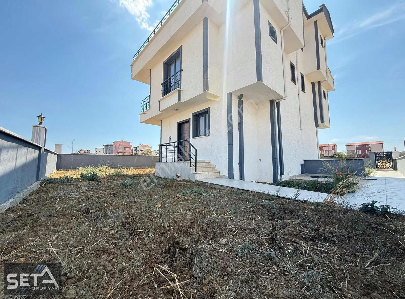 ▀▄▀▄seta Grup▀▄▀▄ Geniş Bahçli Teraslı Tripleks Vılla - Görsel 25