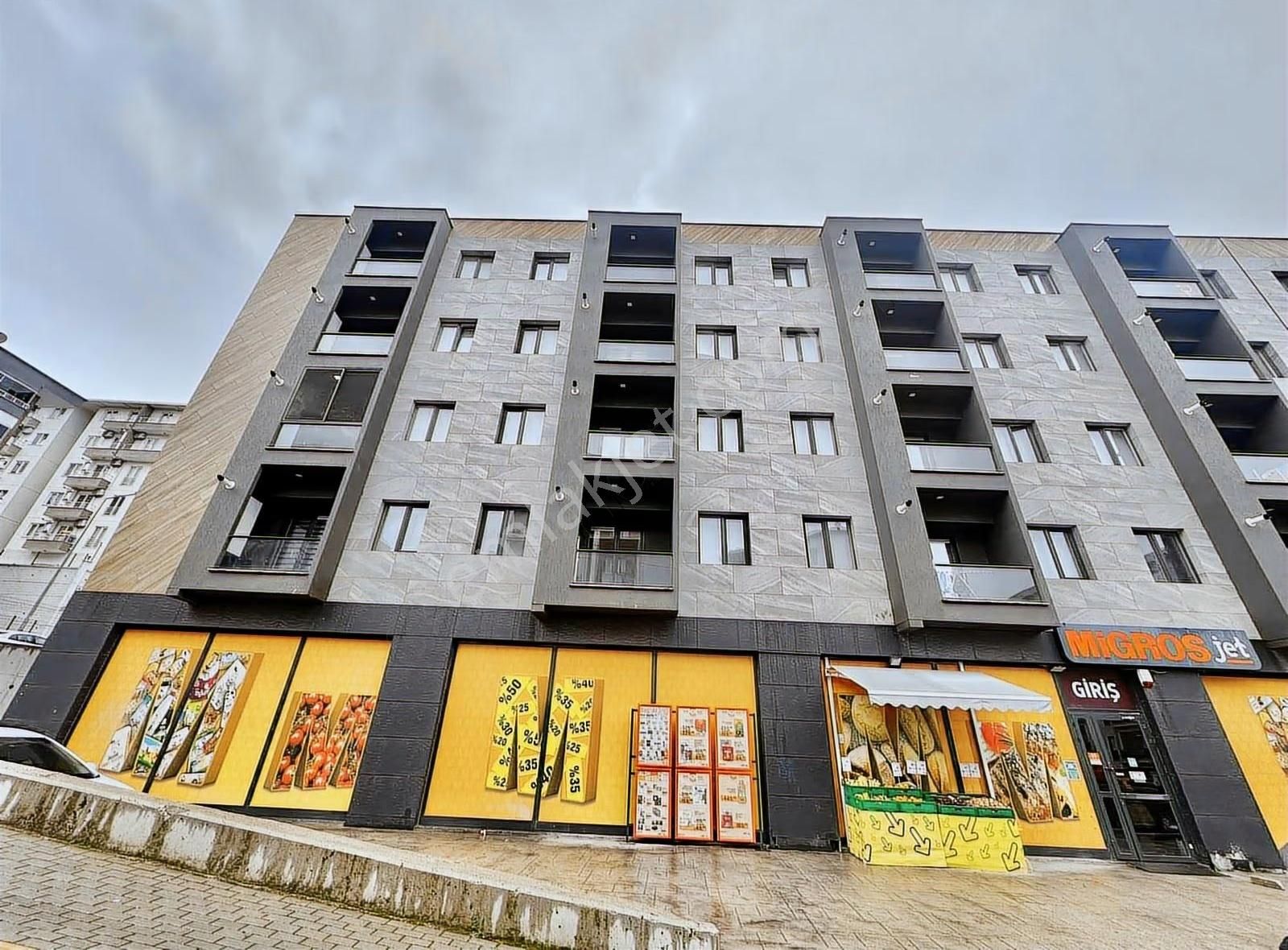 Dumlupınar Da Park West'den 2+1 Eşyalı Satılık Daire