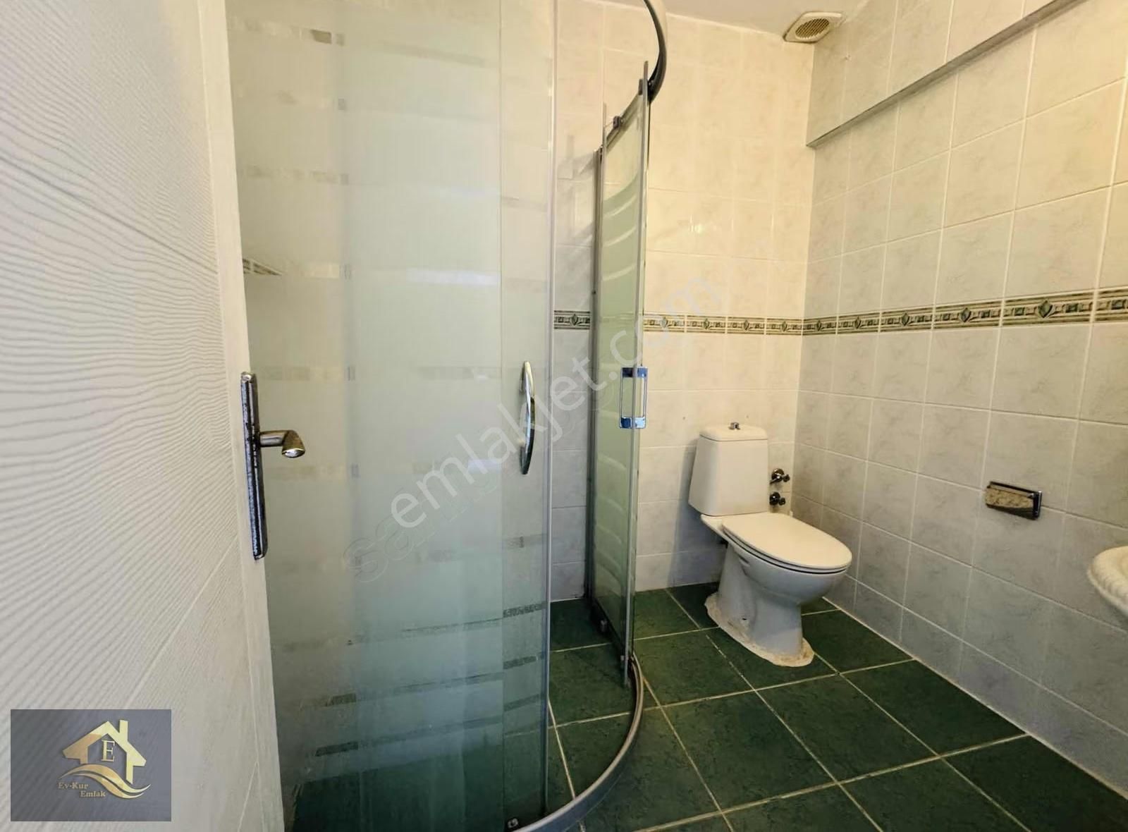 Kuşadası Davutlar'da Denize 750mt Full Eşyalı Satılık 3+1 Yazlık - Görsel 11