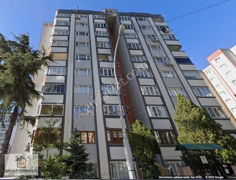 Başakşehir 2.etap Merkezde Arakat Tadilatlı Satılık Fırsat 3+1