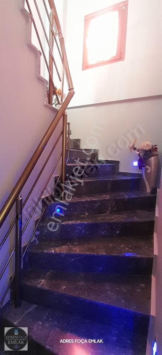 Yenifoçada Satılık Müstakil Bahçeli 3+1 Dubleks Yazlık - Görsel 9