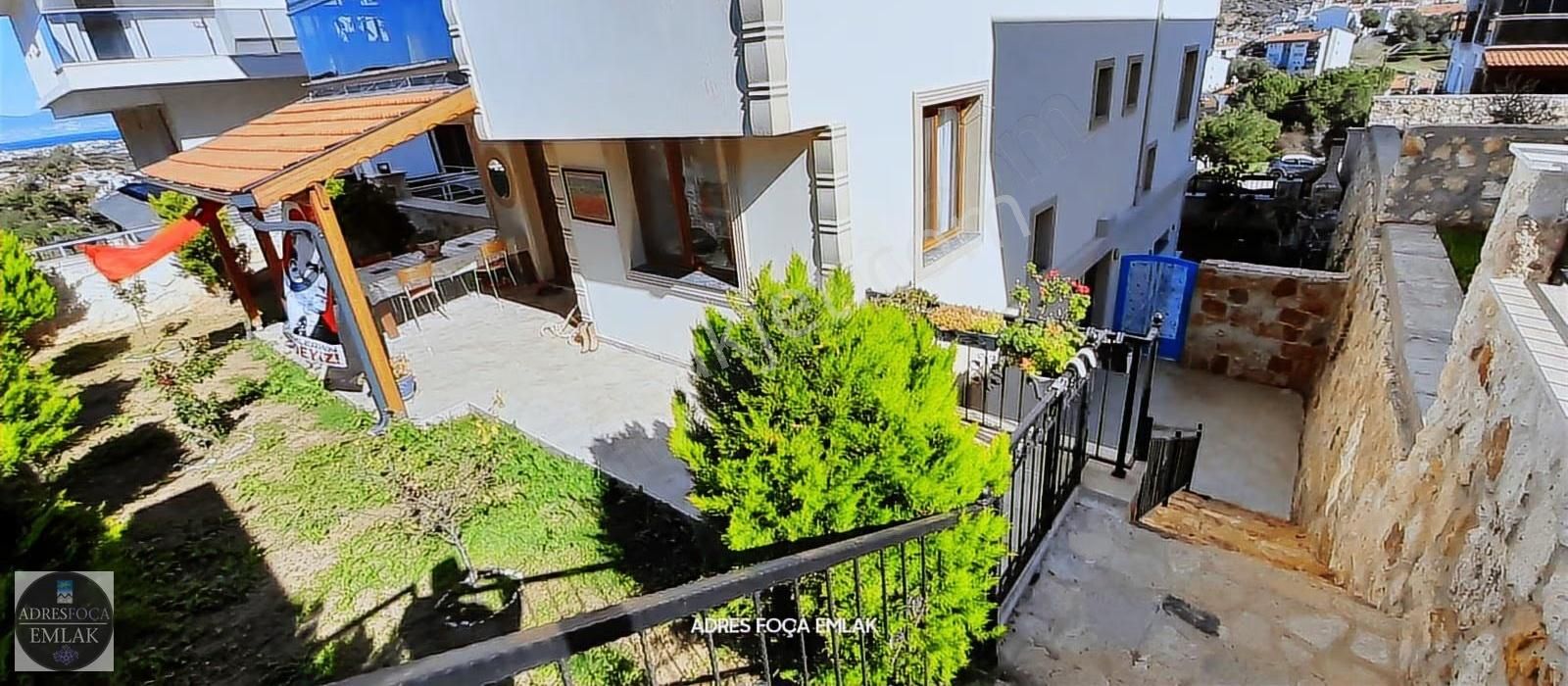 Yenifoçada Satılık Müstakil Bahçeli 3+1 Dubleks Yazlık - Görsel 3