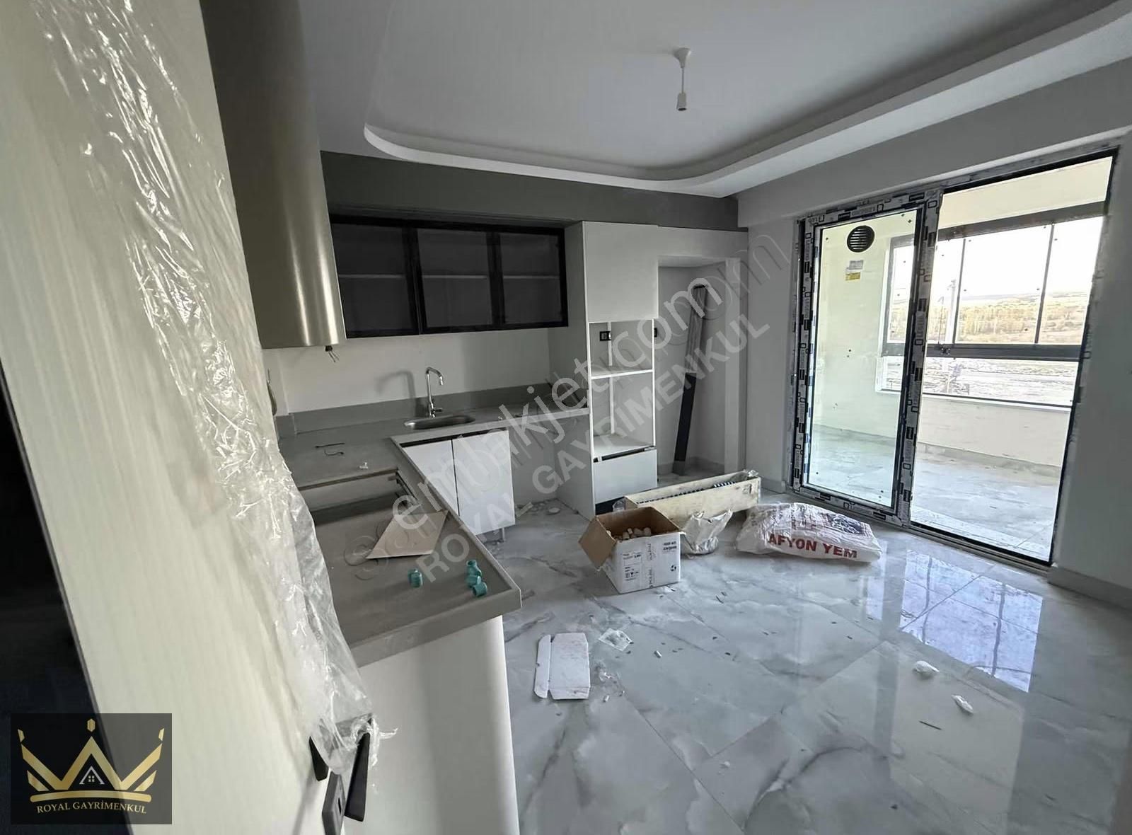 Zafertepede Satılık Sıfır 3+1 Lüks Daire - Görsel 13