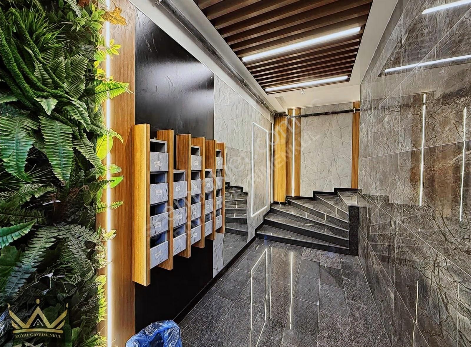 Merkezde Satılık Ultra Lüks 1+1 Daire - Görsel 9