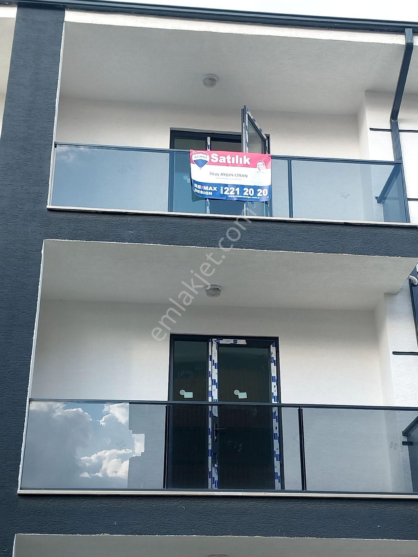 Remax Design Arifiye De Satılık 2+1 Daire - Görsel 2