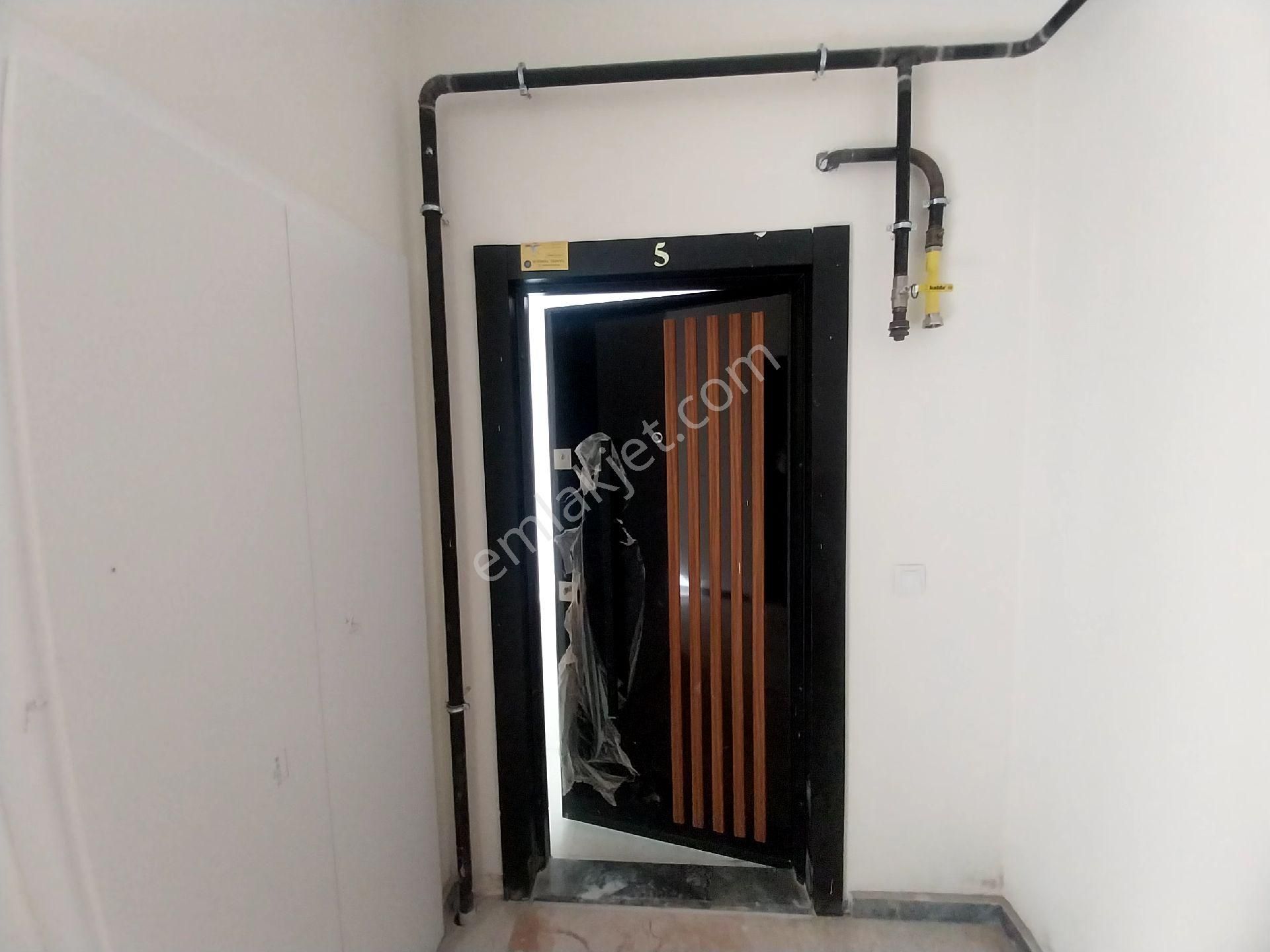 Remax Design Arifiye De Satılık 2+1 Daire - Görsel 4