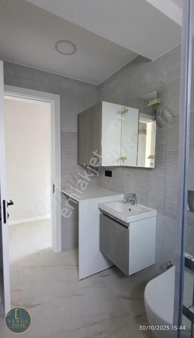 Poligon Metro Yakını 3+1 Ebeveyn Banyolu Otoparklı Sıfır Daire - Görsel 12