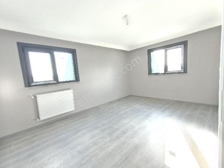 Akşemsettin Mh De 2 Aileye Uygun Çatı Dubleks 4+1 Geniş Dubleks - Görsel 34