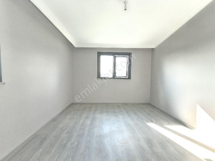 Akşemsettin Mh De 2 Aileye Uygun Çatı Dubleks 4+1 Geniş Dubleks - Görsel 35