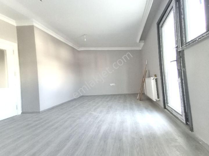 Akşemsettin Mh De 2 Aileye Uygun Çatı Dubleks 4+1 Geniş Dubleks - Görsel 30