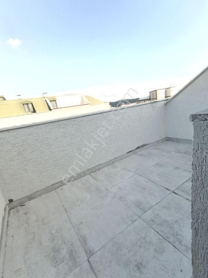 Akşemsettin Mh De 2 Aileye Uygun Çatı Dubleks 4+1 Geniş Dubleks - Görsel 29