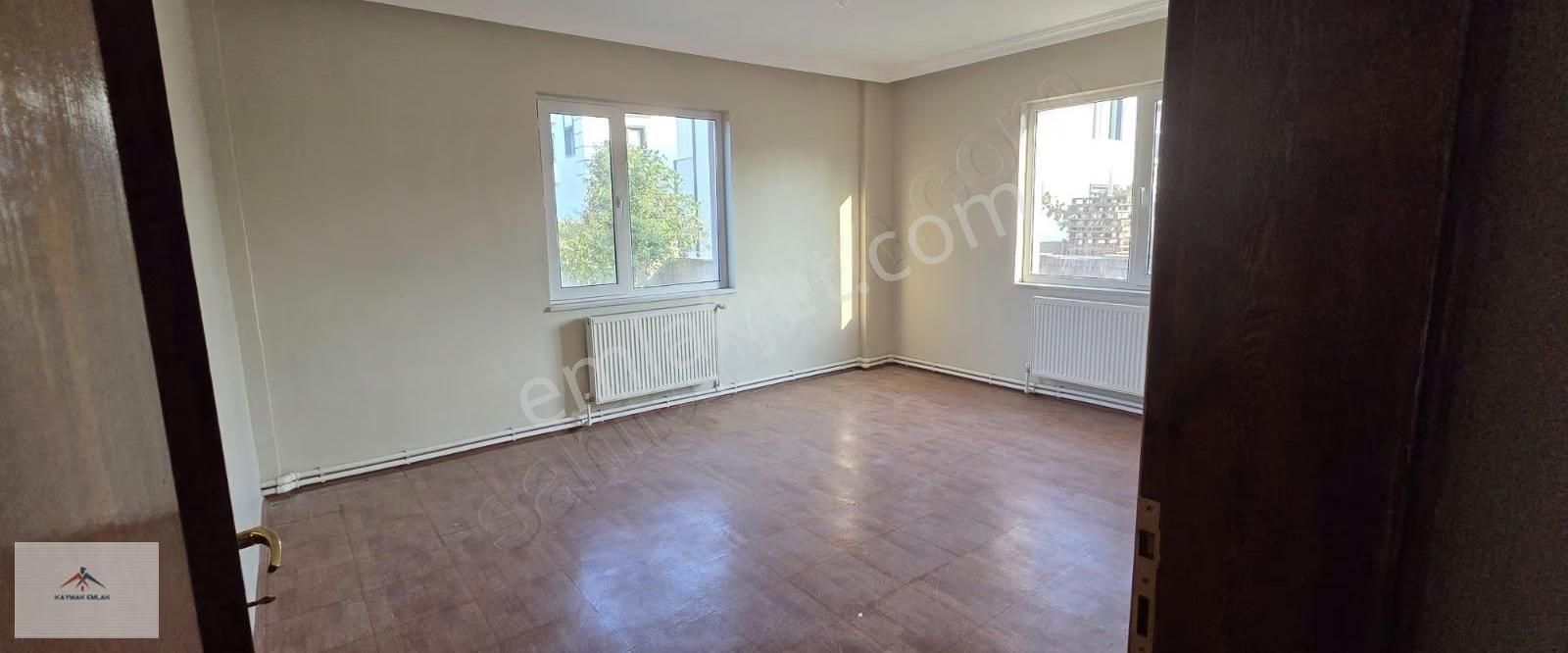 Kaymak Emlaktan Kiralık Müstakil Bahçeli Ev - Görsel 11