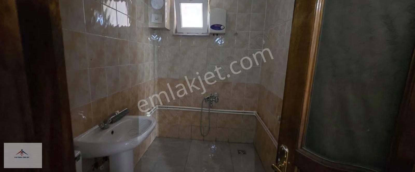 Kaymak Emlaktan Kiralık Müstakil Bahçeli Ev - Görsel 19