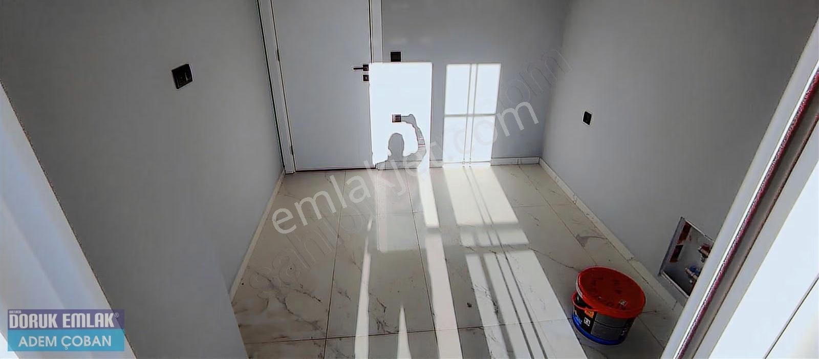 Ortaca Merkez'de Havuzlu Kiralık 2+1 Daire - Görsel 11