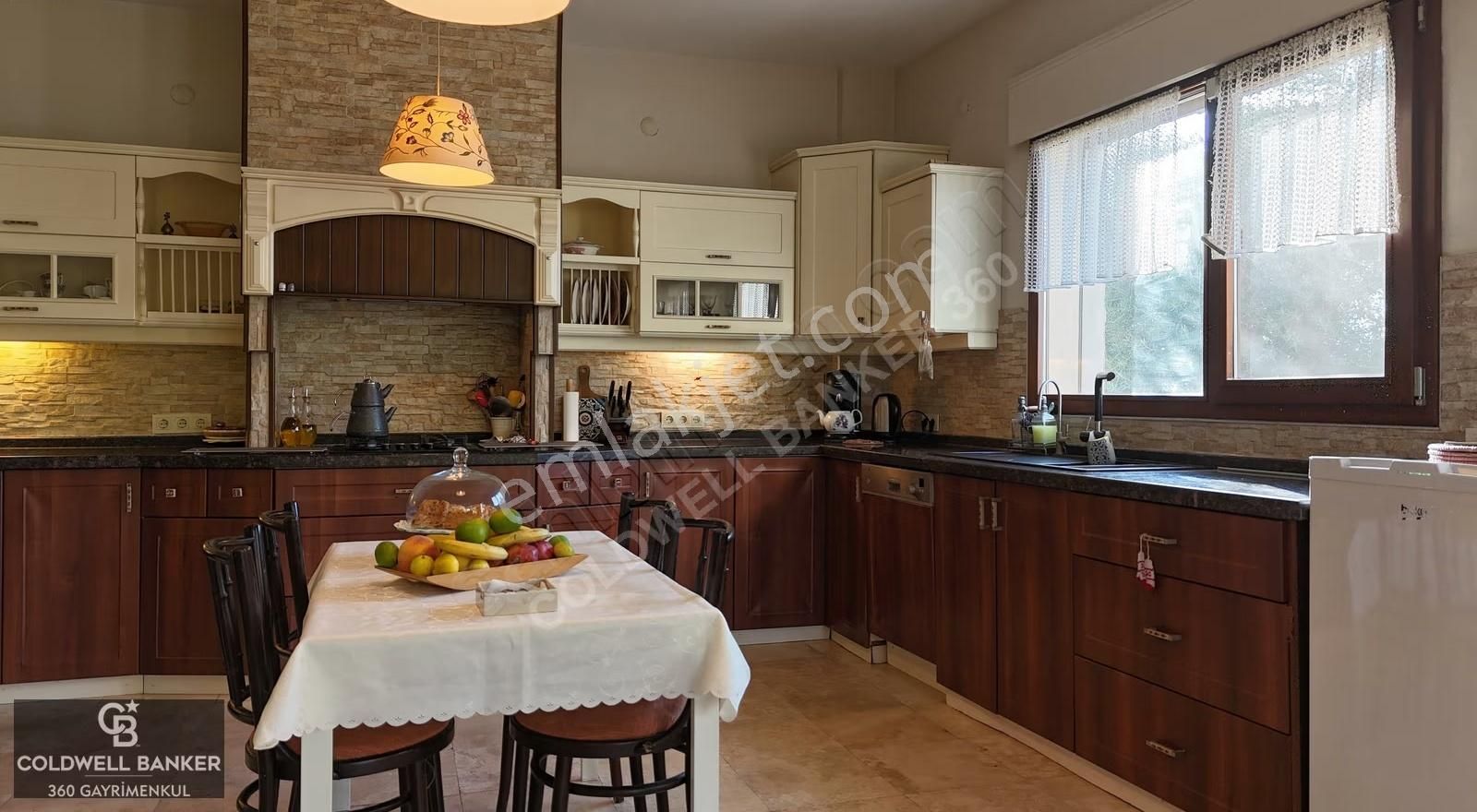 Urla İçmeler Umutköy Çiftlik Evleri'nde Satılık Villa - Görsel 23