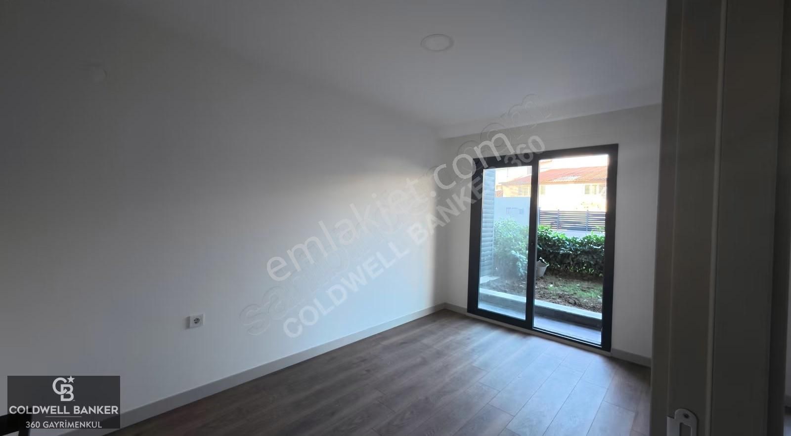 Bornova Pınarbaşı'nda Havuzlu Sitede Lüks 3+1 Dubleks Daire - Görsel 8