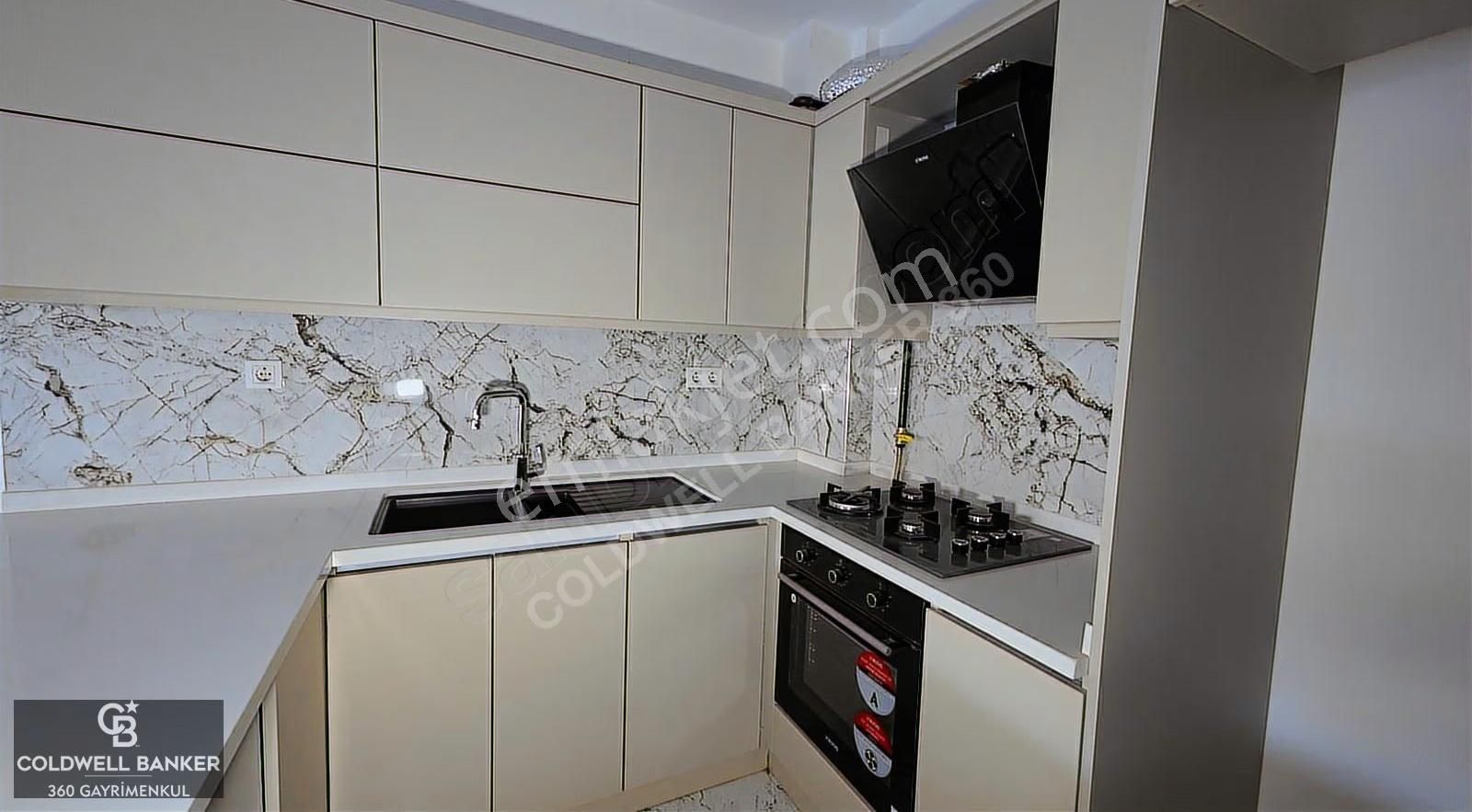 Bornova Pınarbaşı'nda Havuzlu Sitede Lüks 3+1 Dubleks Daire - Görsel 2