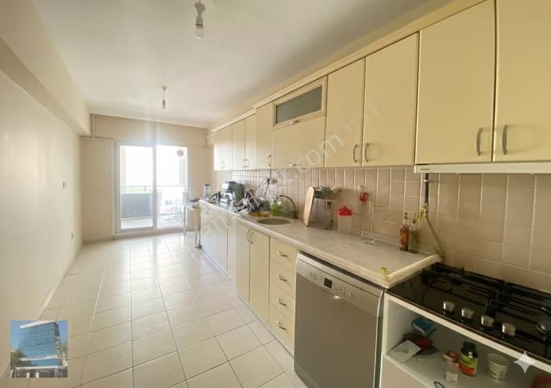 Karşıyaka Yeni Girne Kiralık 4+1 Geniş Doğalgazlı Daire - Görsel 11