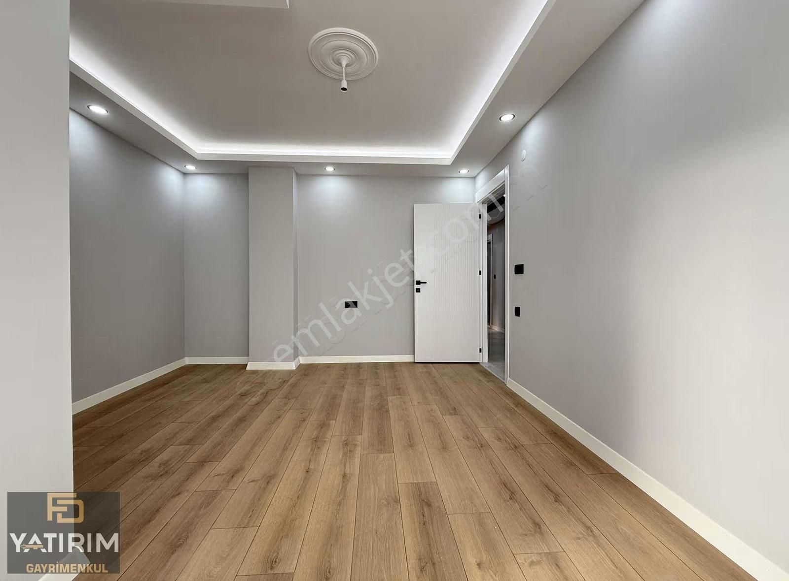 Bayramoğlu Ebebeyn Banyolu Lüks 4+1 240m2 Çatı Dubleks - Görsel 8