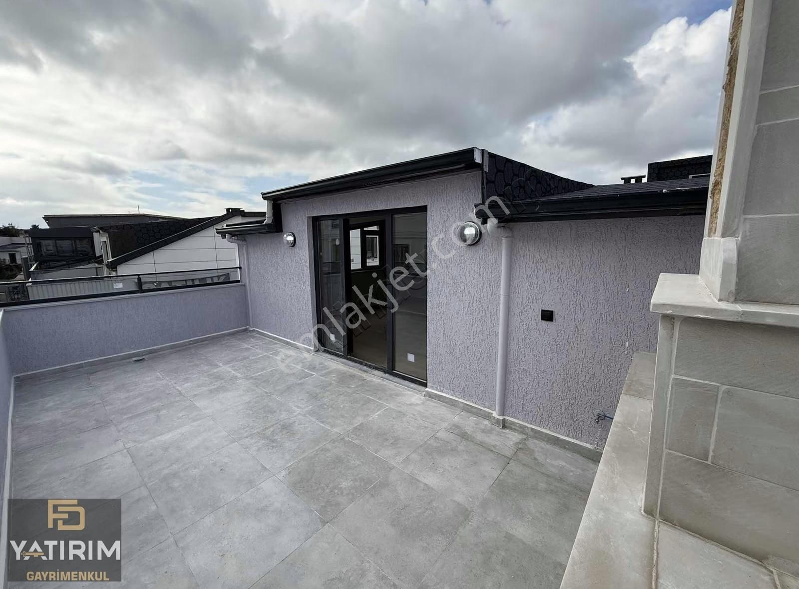 Bayramoğlu Ebebeyn Banyolu Lüks 4+1 240m2 Çatı Dubleks - Görsel 9