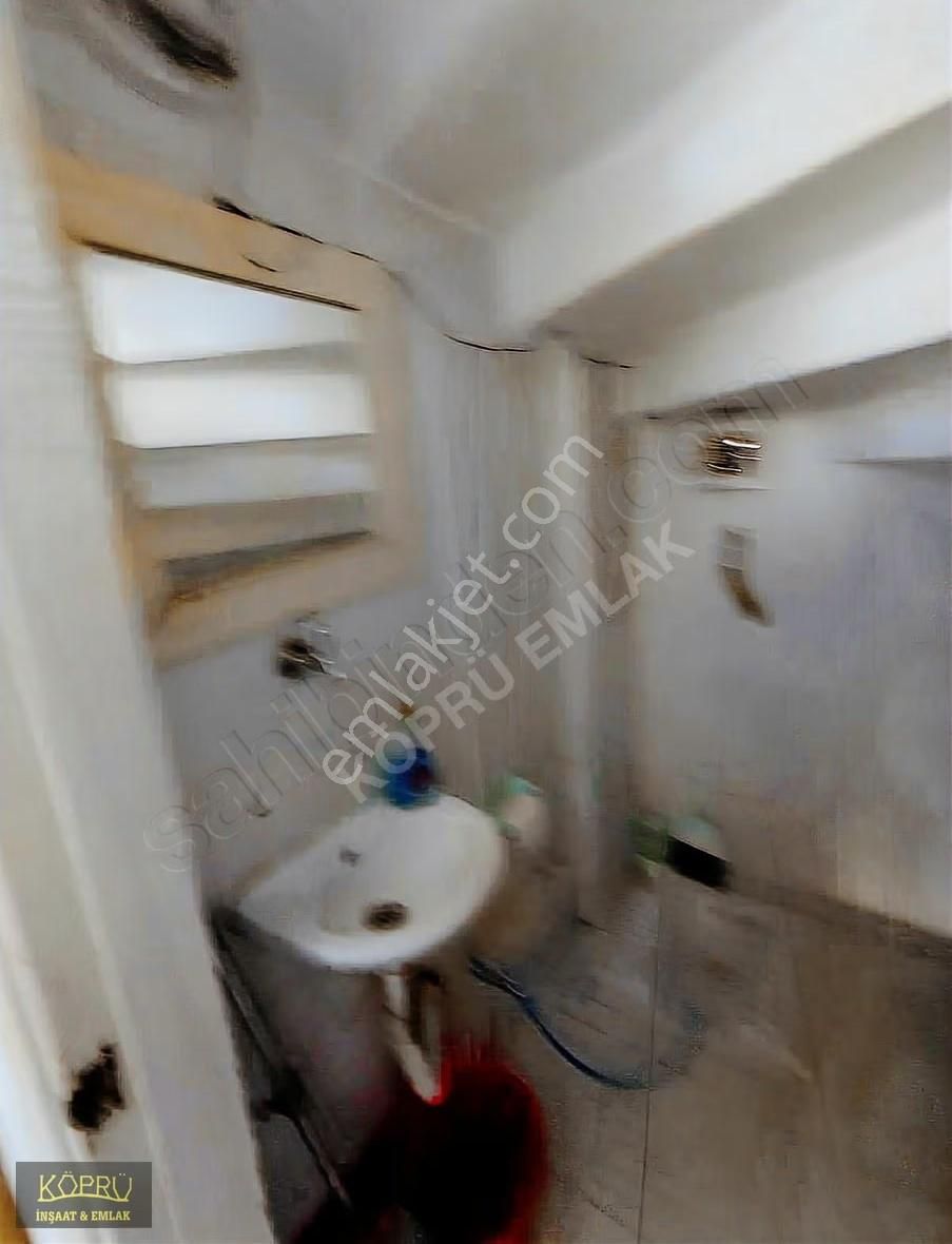 Köprü Emlaktan 75. Yıl Mahallesinde 80m2 Yüksek Giriş Dükkan - Görsel 3