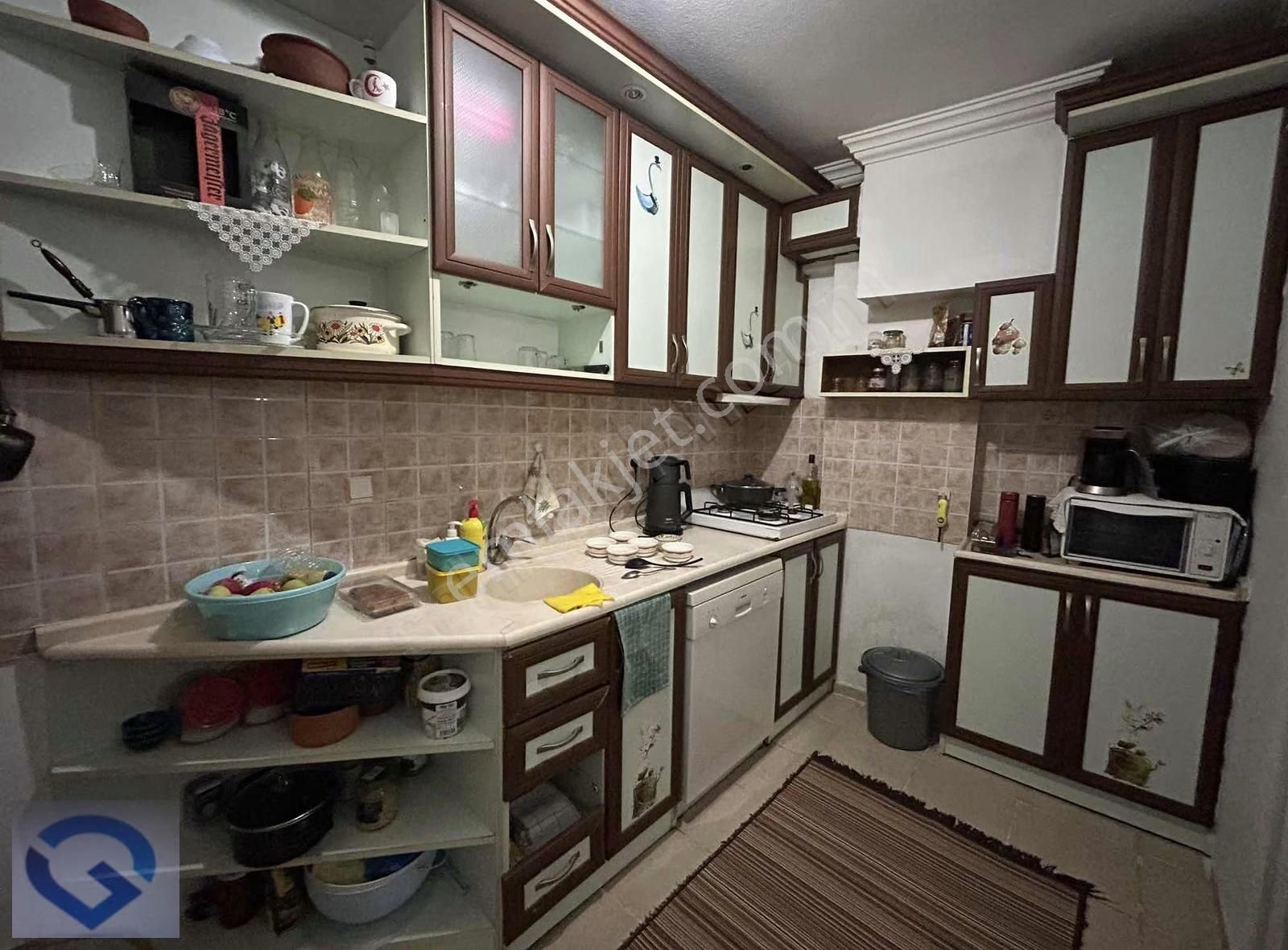 Güvenci'den Karşıyaka Sahil Yakını,2+1,bahçeli,satılık Daire - Görsel 4