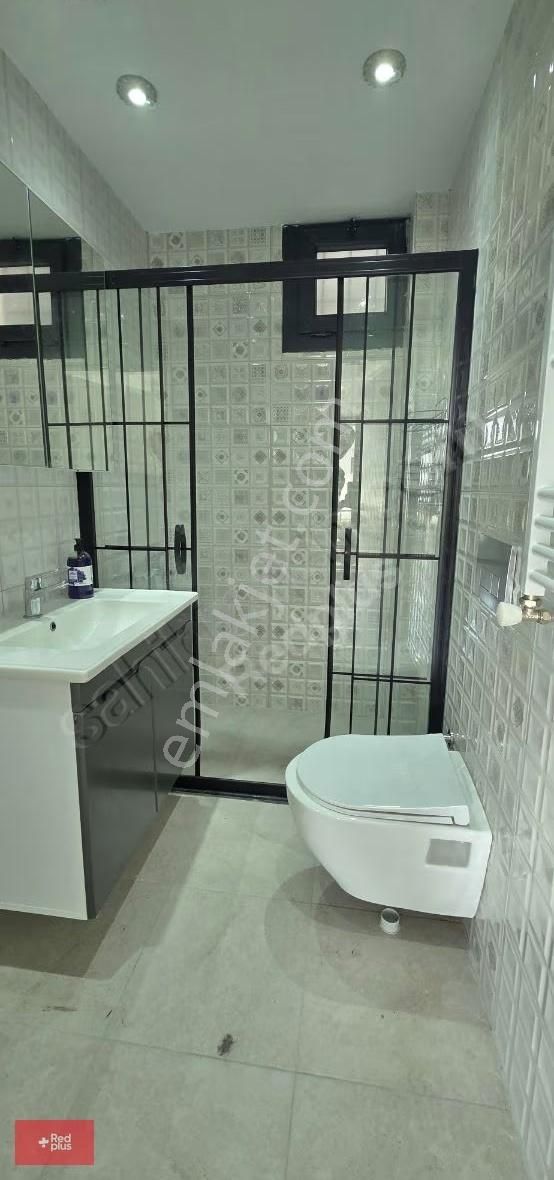 Büyükçekmece Fatih Mahallesinde Sahile Sıfır 2+1 Kiralık - Görsel 3