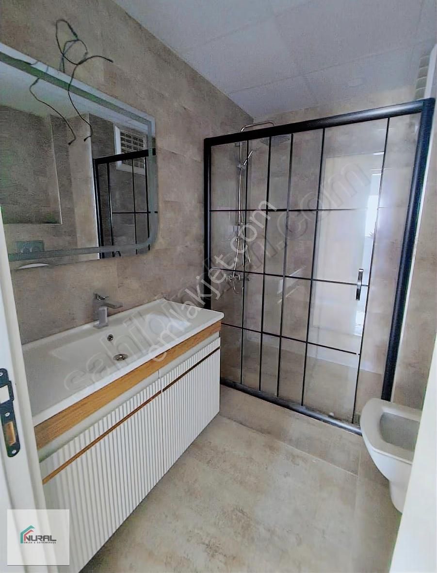 Akdeniz Mahallesi'de Deniz Manzaralı Satılık 3.5+1 Sıfır Daire - Görsel 8