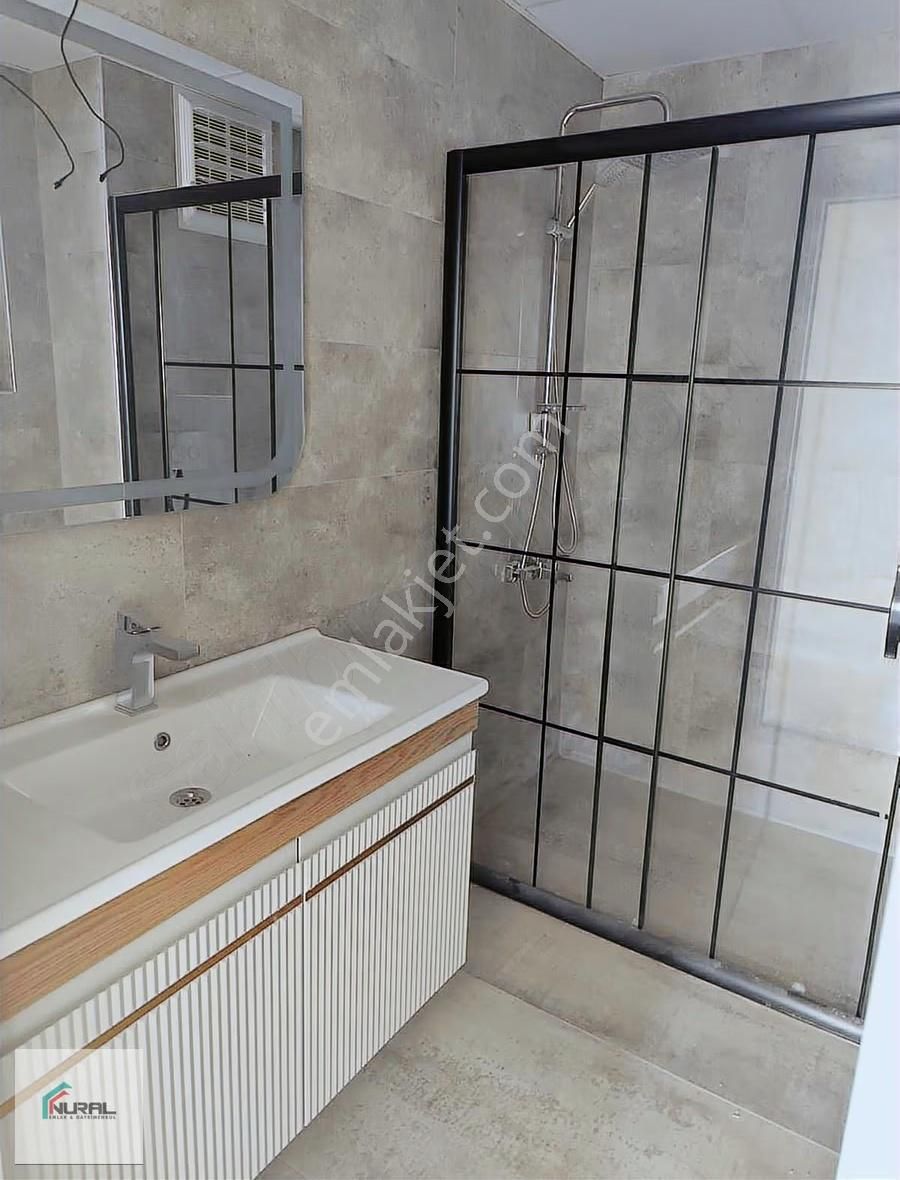 Akdeniz Mahallesi'de Deniz Manzaralı Satılık 3.5+1 Sıfır Daire - Görsel 11