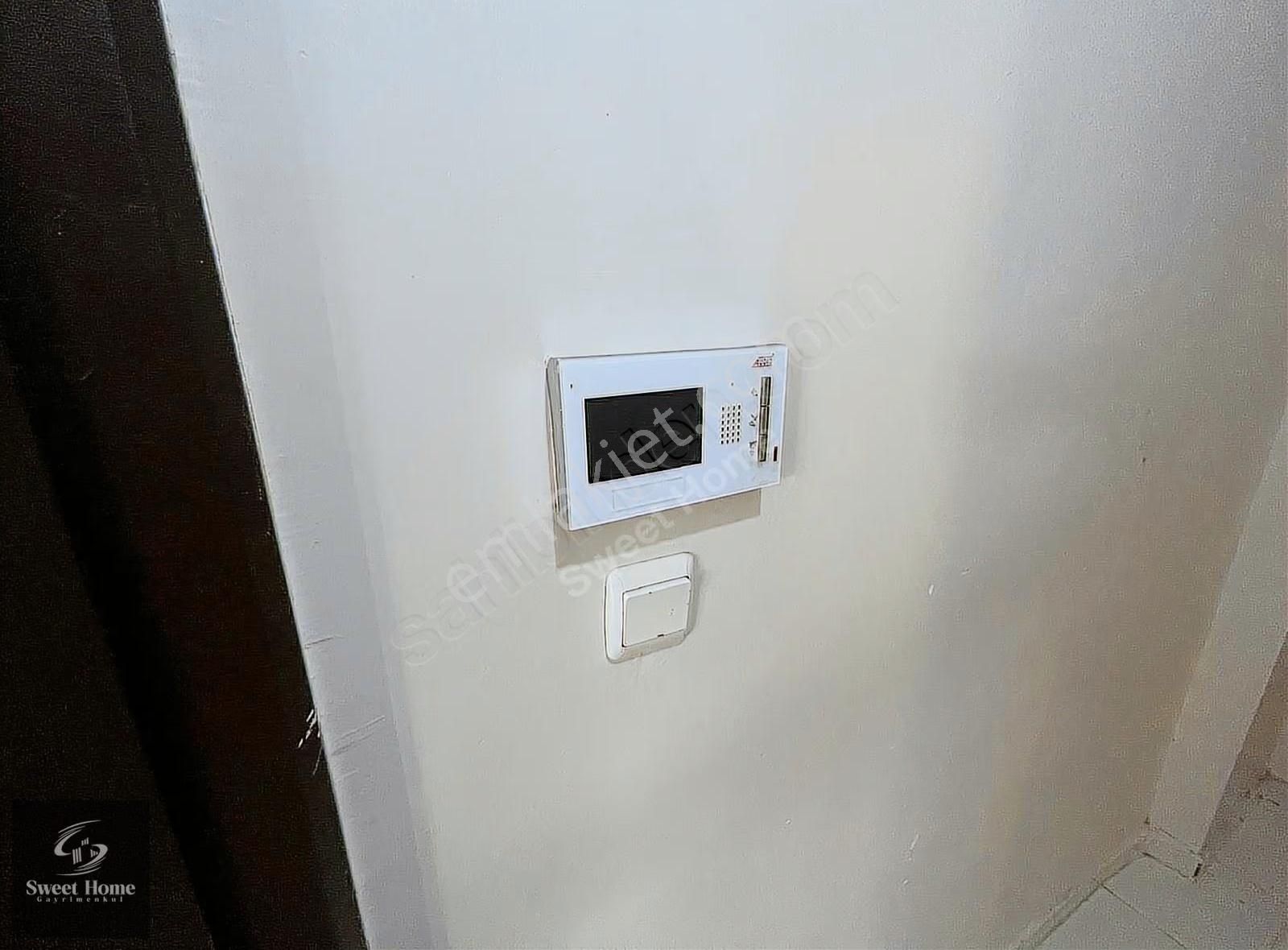 Yenibosna Çakmak Durağında 1+1 Yüksek Giriş Daire - Görsel 21