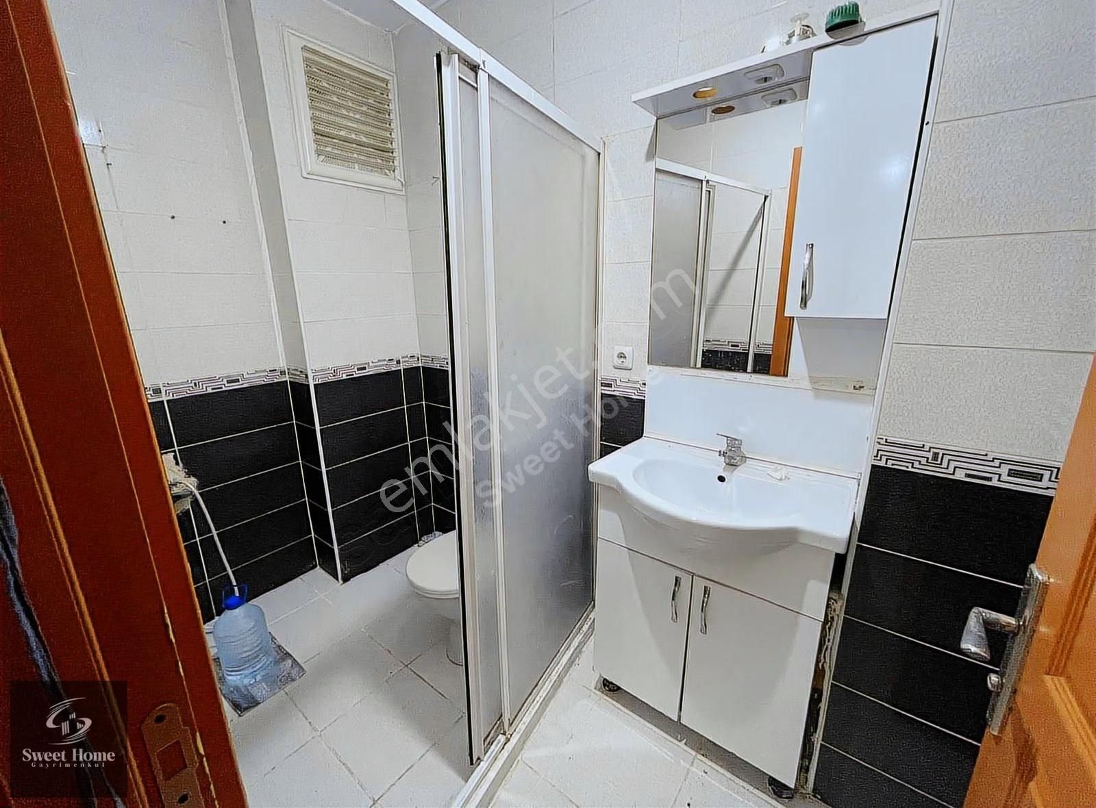 Yenibosna Çakmak Durağında 1+1 Yüksek Giriş Daire - Görsel 15