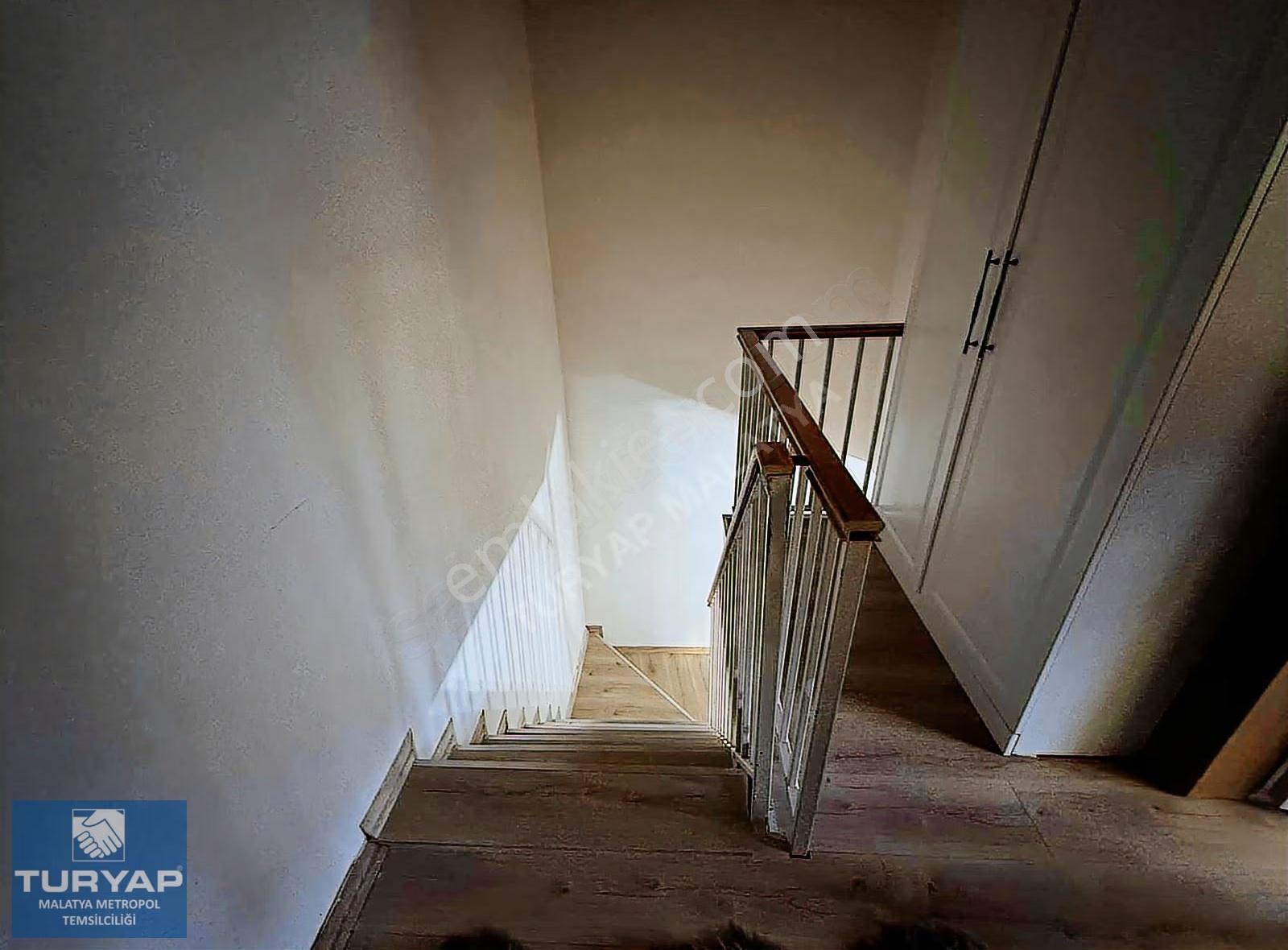 Turyap Metropol'den Gündüzbey'de Satılık Müstakil Havuzlu Ev - Görsel 25