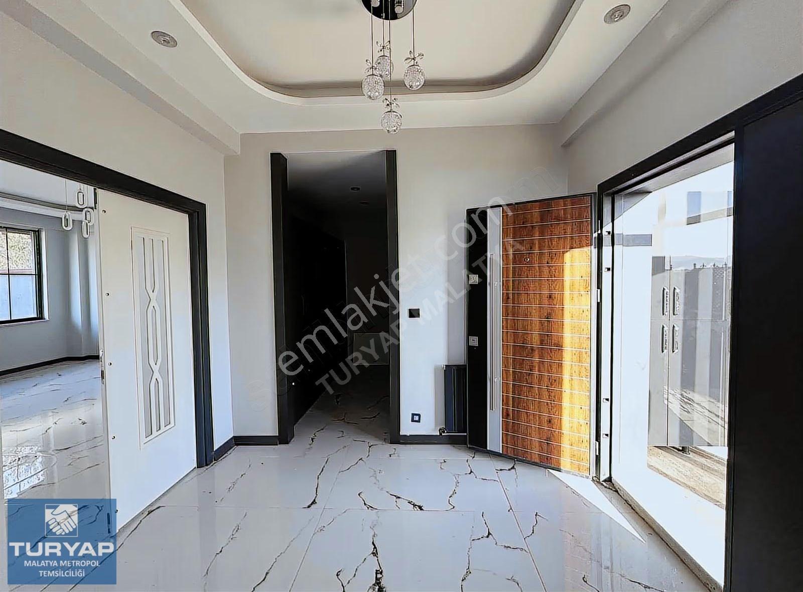 Turyap Metropolden Tecde De 3+1 Satılık Muhteşem Manzaralı Villa - Görsel 24