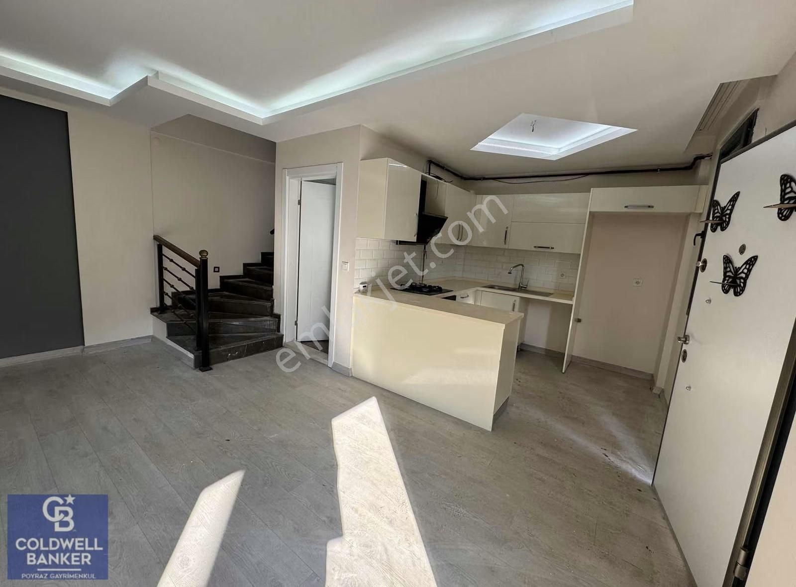 Menderes Coldwell Banker Poyraz'dan 4+1 Kiralık Triplex - Görsel 5