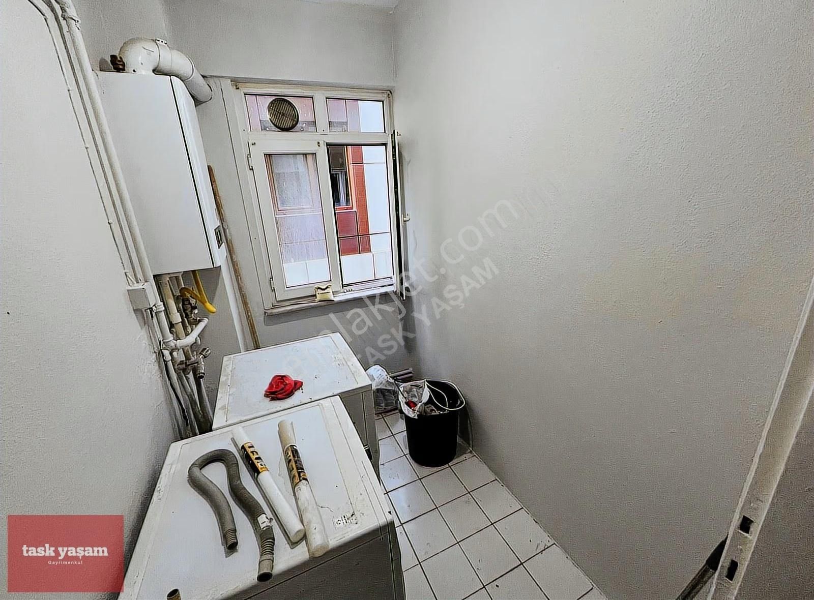 Valikonağı Paralelinde Tamamen Yenilenmiş 2,5+1 Satılık Daire - Görsel 7