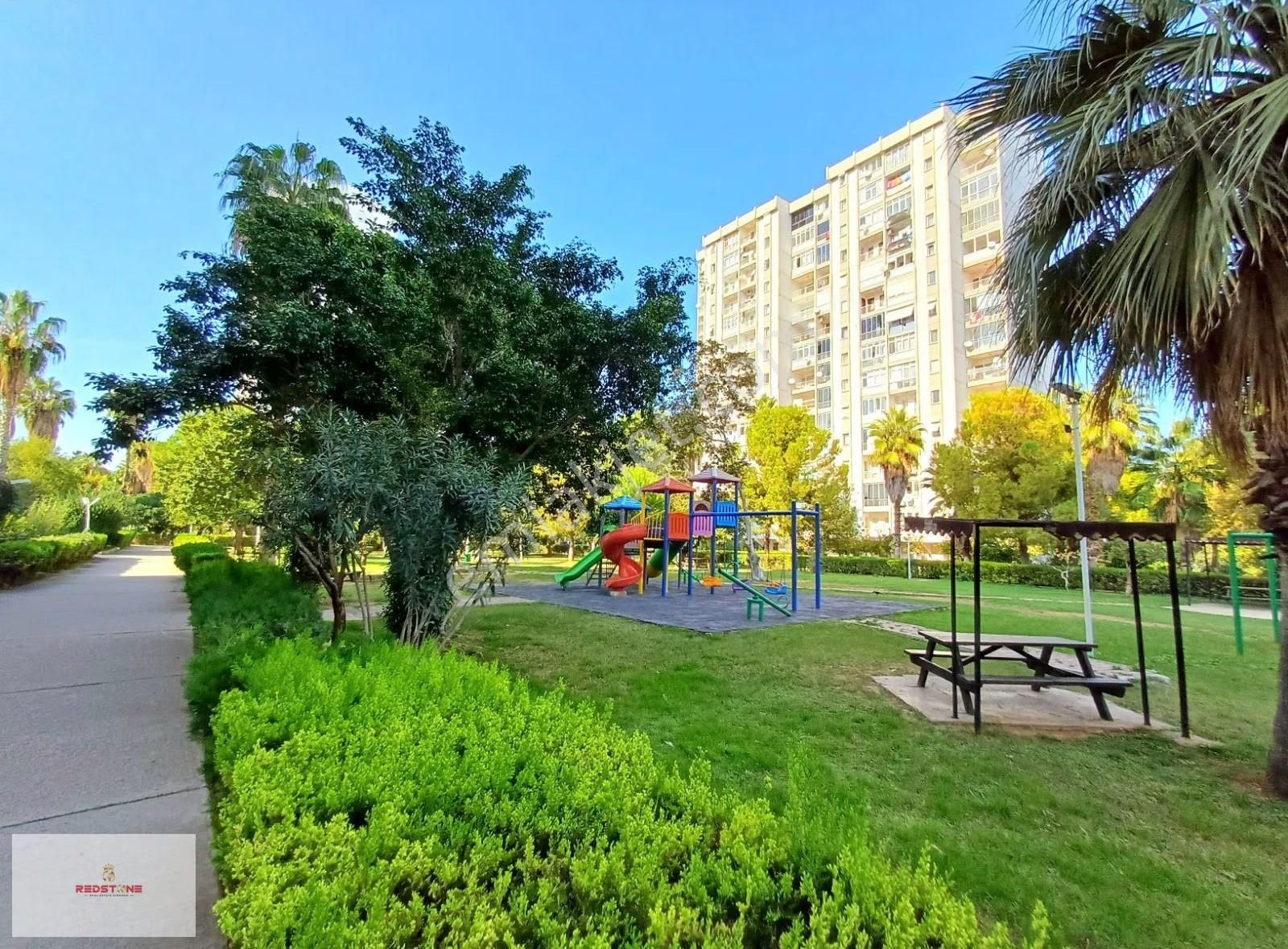 Oyak Sitesinde Geniş Doğalgazlı Otoparklı Kiralık Daire