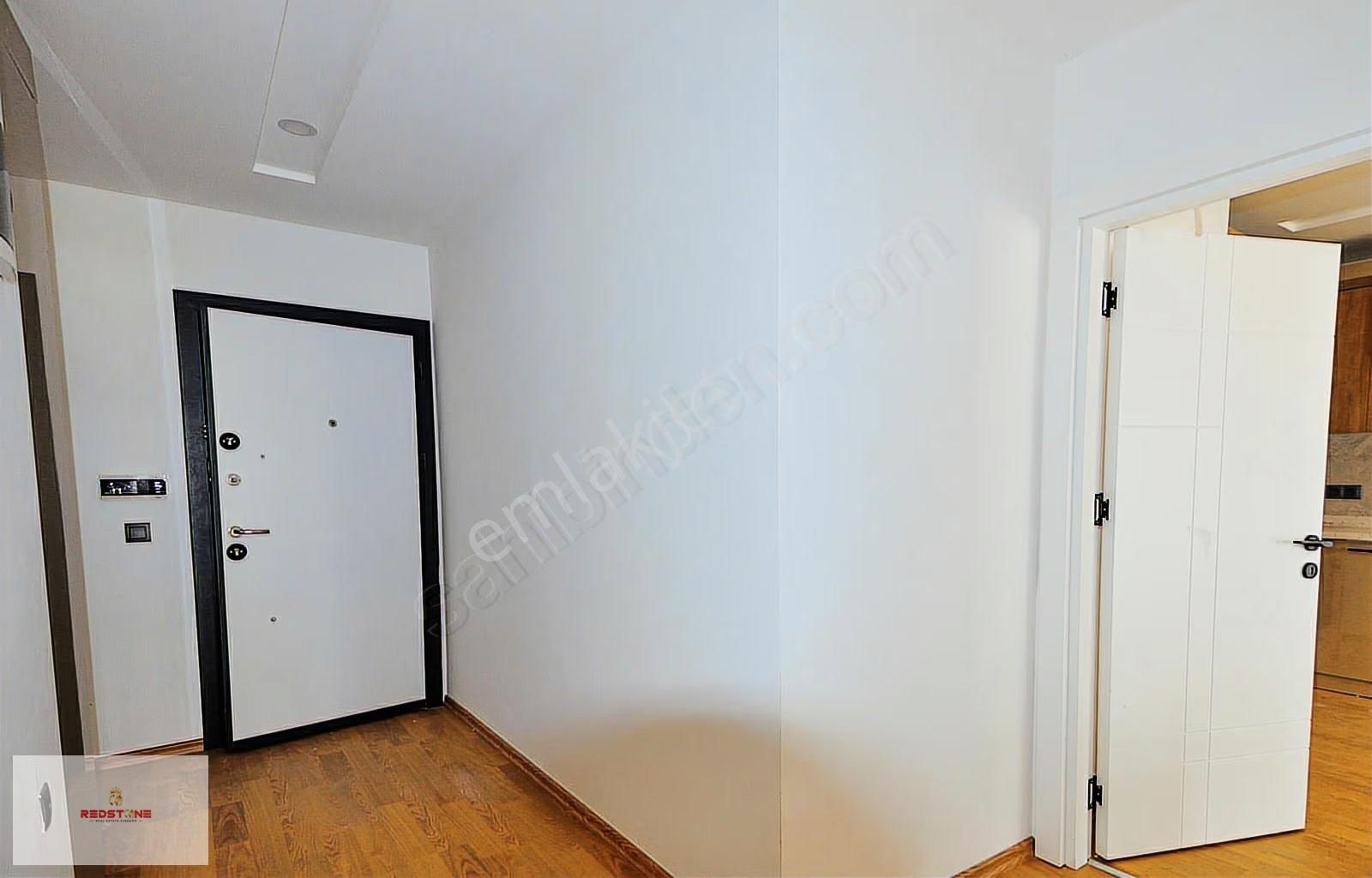 Antalya Işıklarda Havuzlu Lüks Rezidansta Denize 500 Metre 1+1 - Görsel 4