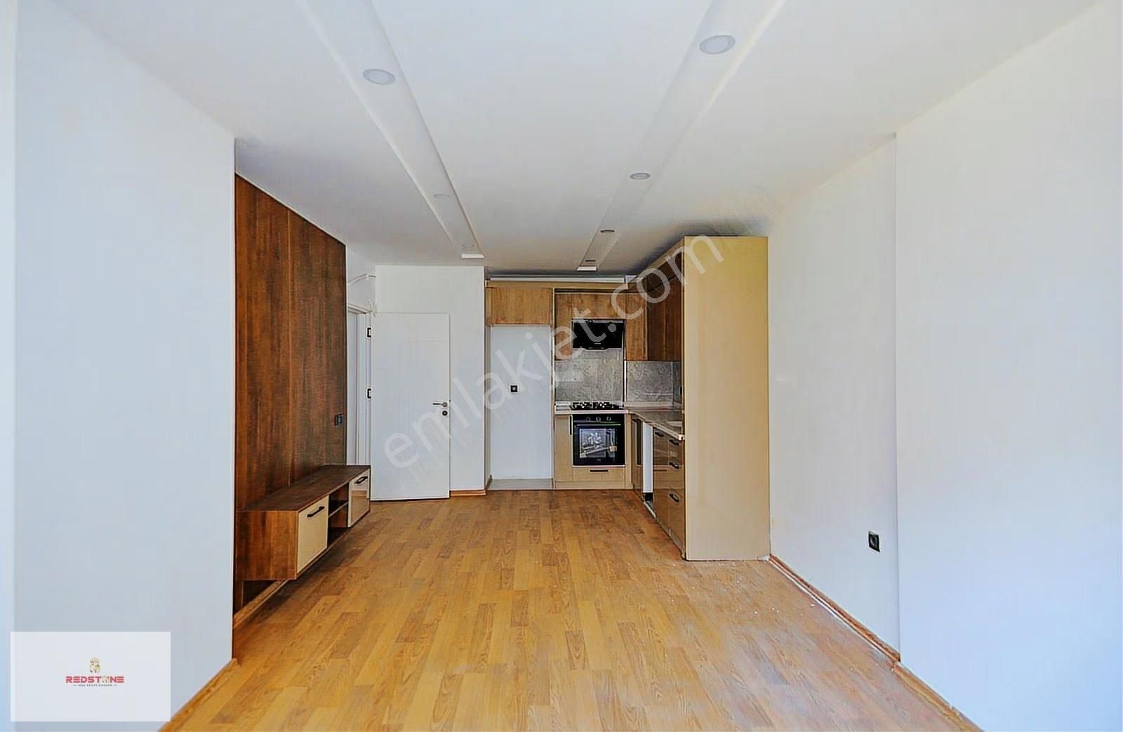 Antalya Işıklarda Havuzlu Lüks Rezidansta Denize 500 Metre 1+1 - Görsel 9