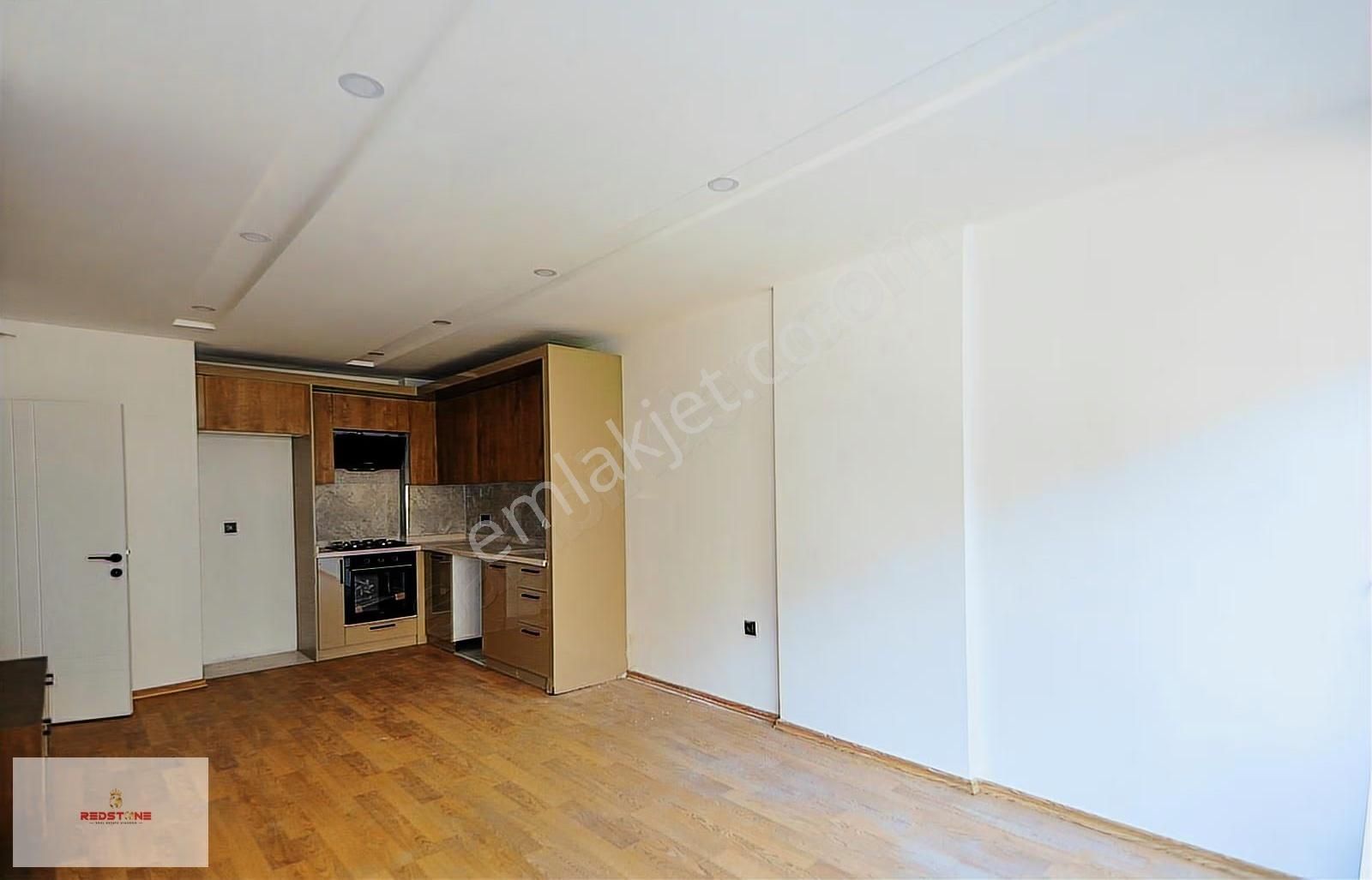 Antalya Işıklarda Havuzlu Lüks Rezidansta Denize 500 Metre 1+1 - Görsel 13