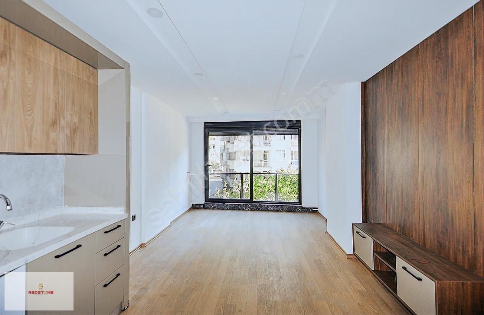 Antalya Işıklarda Havuzlu Lüks Rezidansta Denize 500 Metre 1+1 - Görsel 14