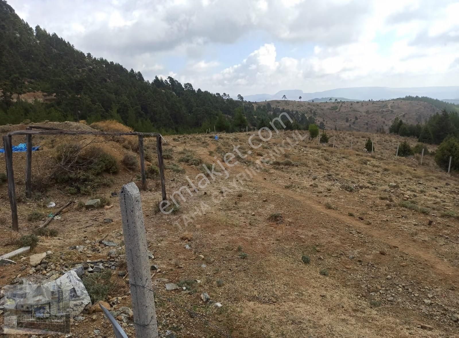 Mükemmel Konumlu Yaylalık 3540m2 Arazi Deniz Ve Mersin Manzaralı - Görsel 18