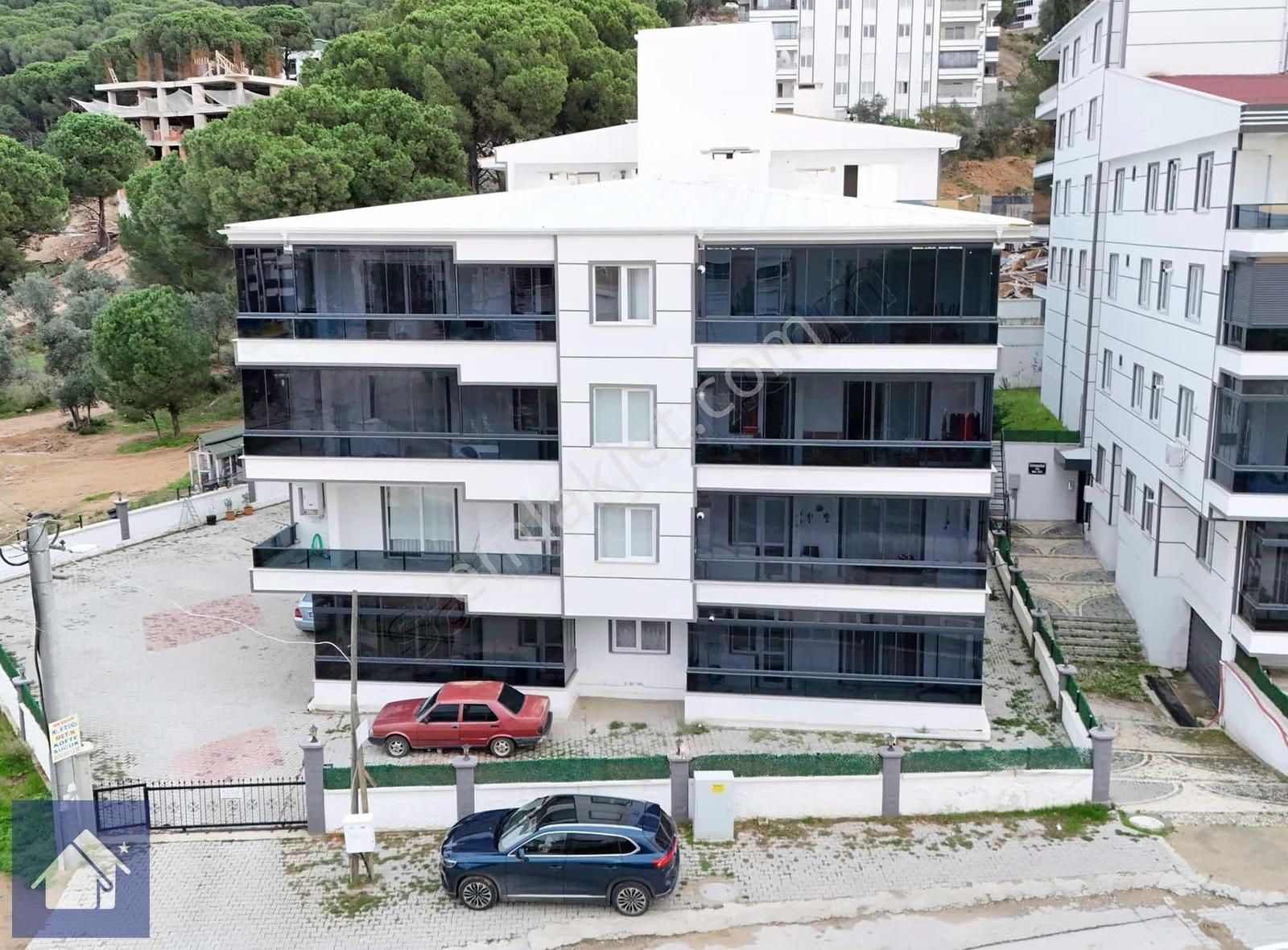 *yiğit Emlak Armutlu'dan*yılandar Mevkiinde*120 M2*yeni 2+1