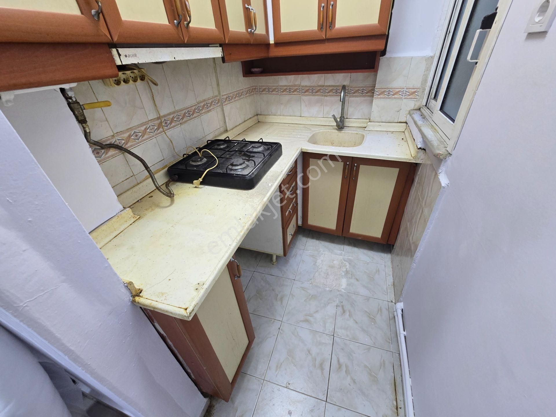 Deluxe 26 'dan Bağlarbaşı Metroya 10 Dk Balkonlu 2+1 75 M2 Daire - Görsel 23