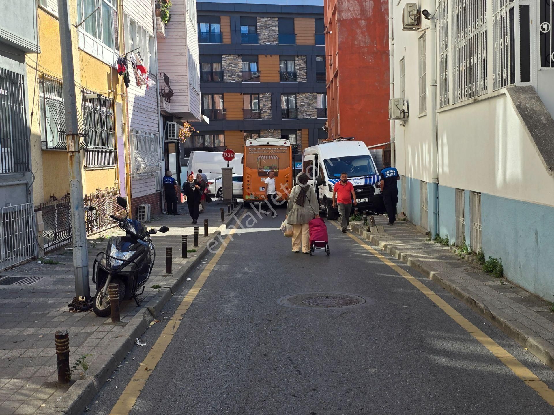 Deluxe 26 'dan Bağlarbaşı Metroya 10 Dk Balkonlu 2+1 75 M2 Daire - Görsel 34