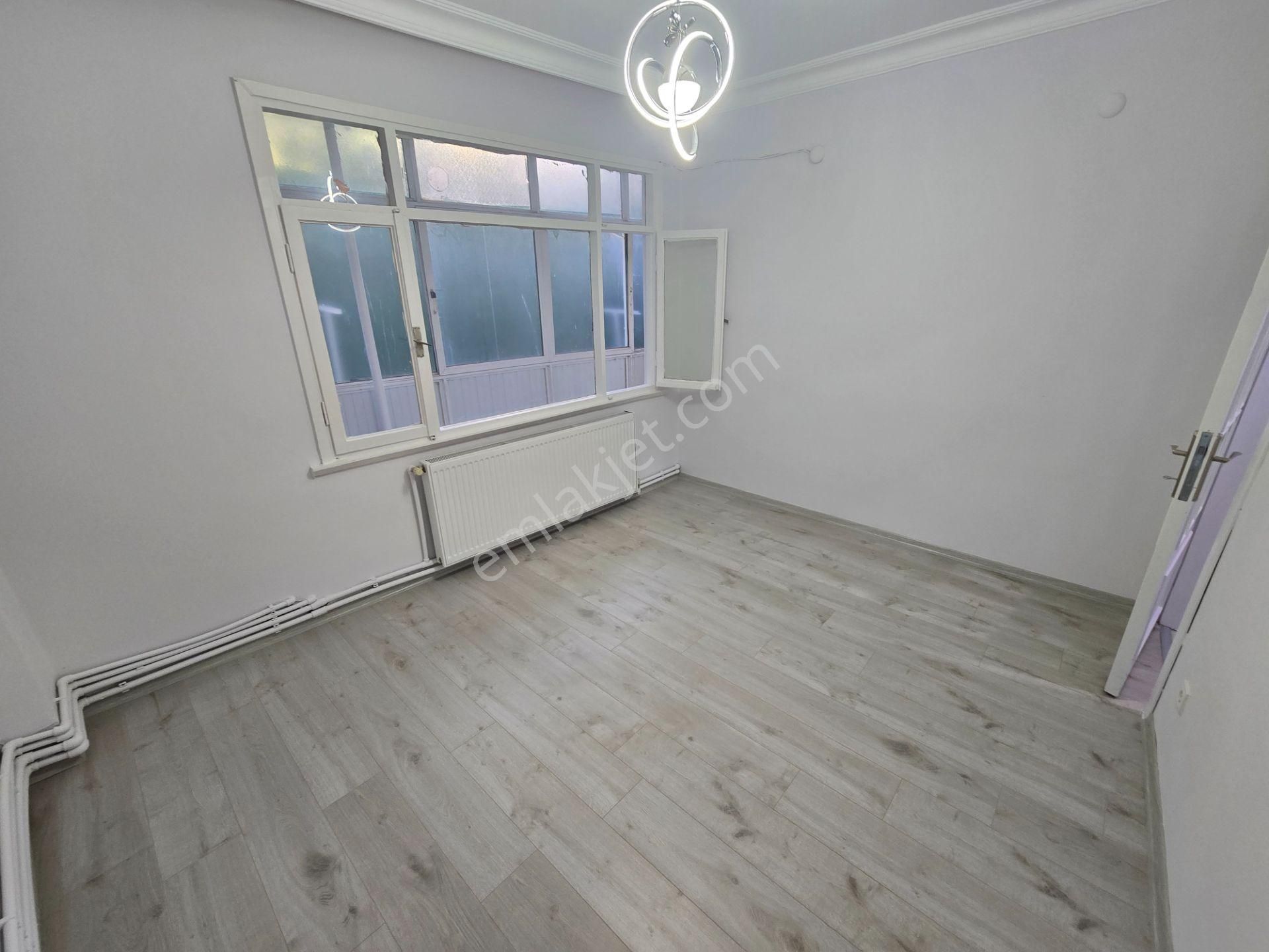 Deluxe 26 'dan Bağlarbaşı Metroya 10 Dk Balkonlu 2+1 75 M2 Daire - Görsel 19