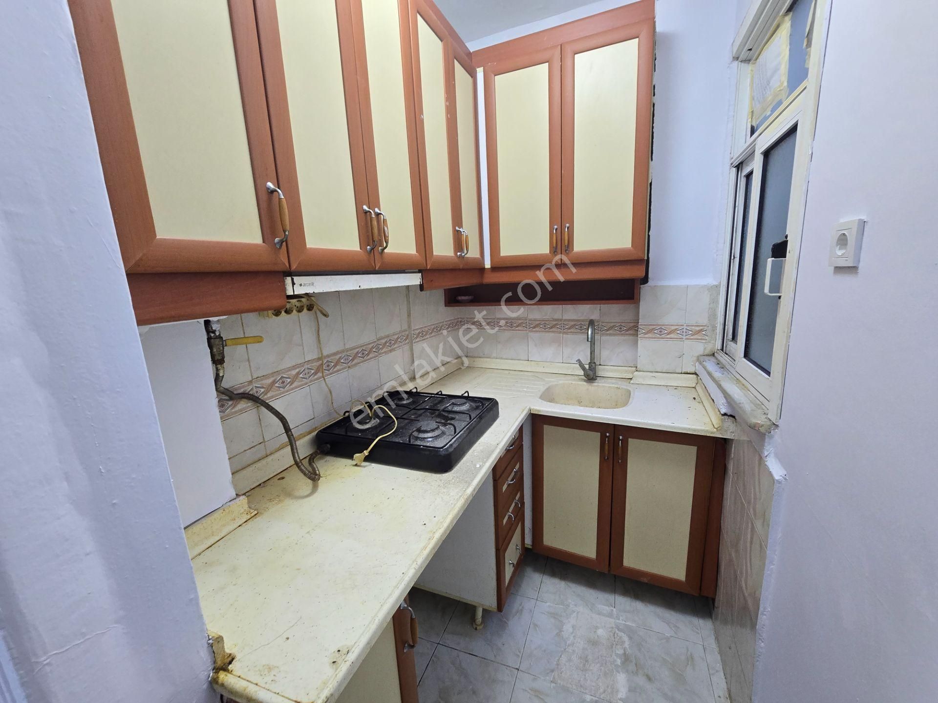 Deluxe 26 'dan Bağlarbaşı Metroya 10 Dk Balkonlu 2+1 75 M2 Daire - Görsel 24