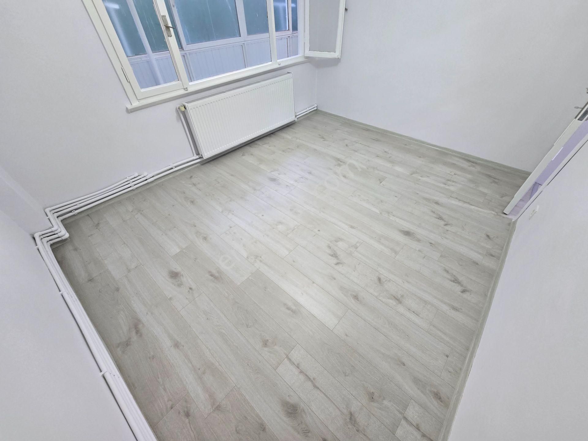 Deluxe 26 'dan Bağlarbaşı Metroya 10 Dk Balkonlu 2+1 75 M2 Daire - Görsel 18