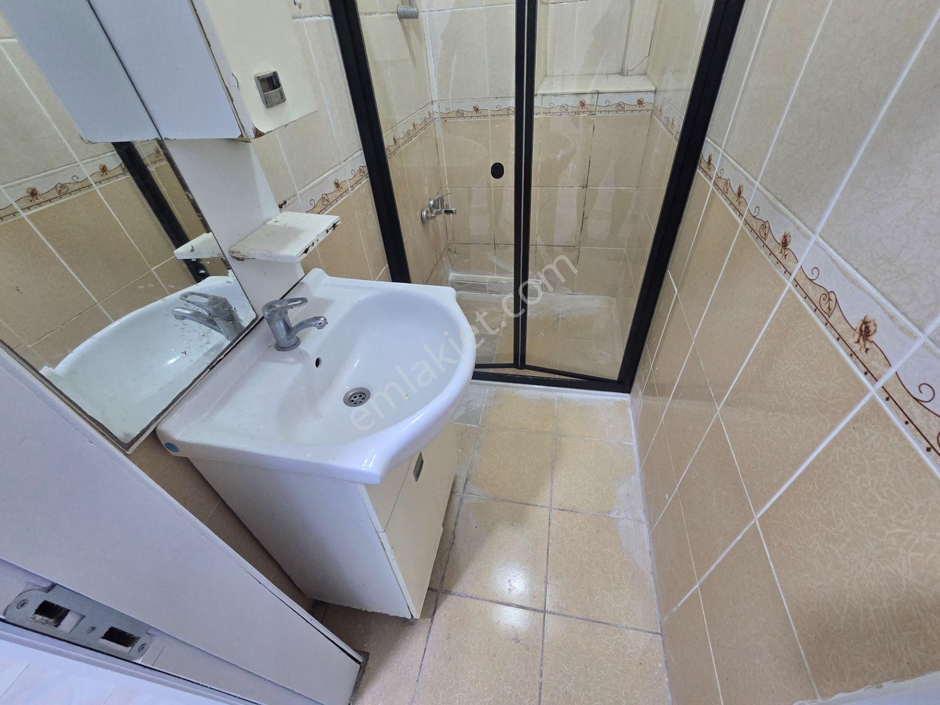 Deluxe 26 'dan Bağlarbaşı Metroya 10 Dk Balkonlu 2+1 75 M2 Daire - Görsel 30