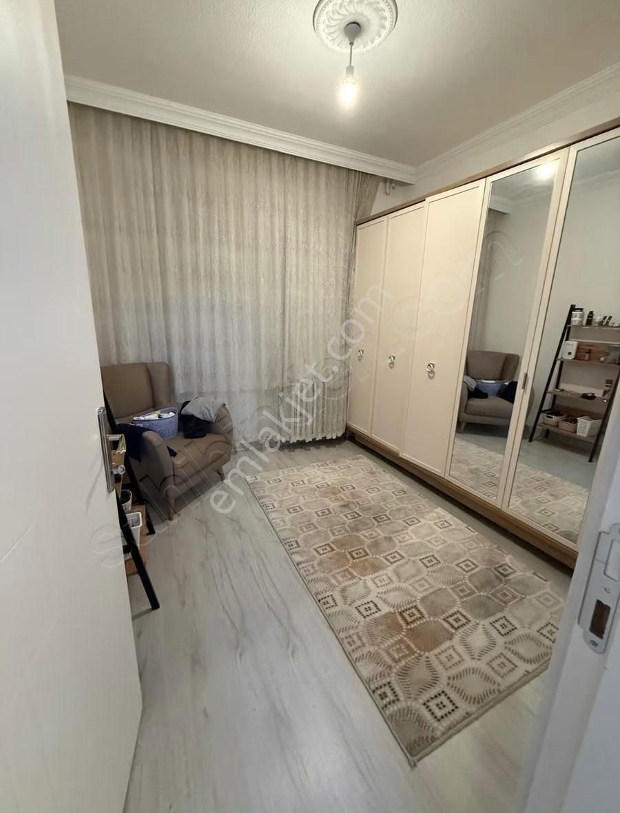 Demetevler Metro Yanında Satılık Bakımlı 3+1 Daire - Görsel 12