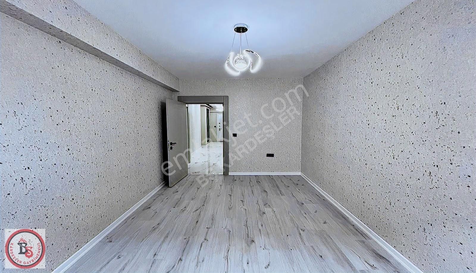 Keçiören'de 160 M2 Giyinme Odalı Ana Caddeye 1 Sk Masrafsız 4+1 - Görsel 33